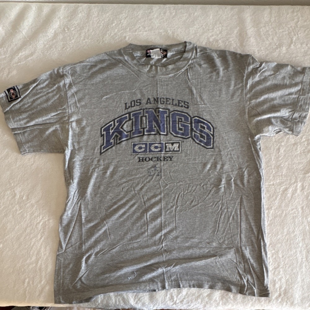 Vintage CCM Los Angeles Kings NHL Hockey T-Shirt Gray Official Licensed